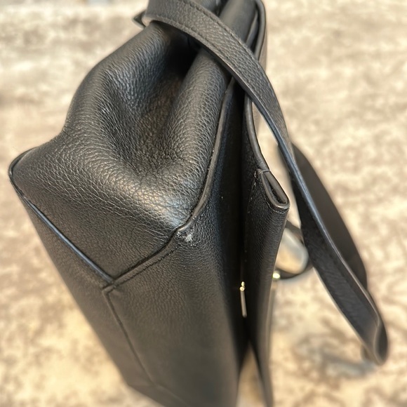 SOLD Louis Vuitton Lockme II shoulder/crossbody bag - Picture 4 of 10